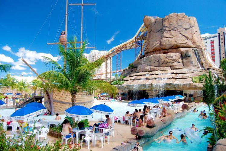 Aparthotel Piazza Diroma Acesso Diroma Acqua Park Gratuito Star Temporada Caldas Novas Exteriér fotografie